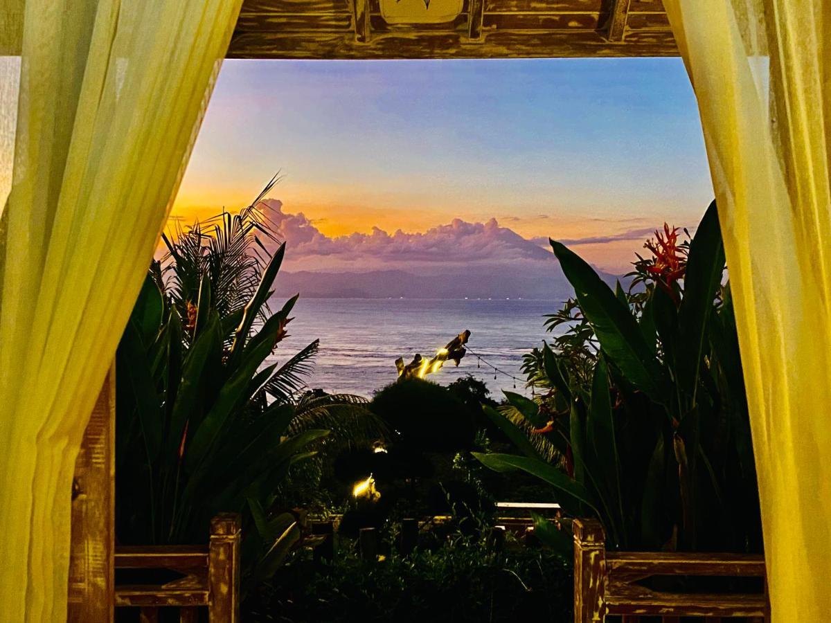 Отель Gara Gara Sea View Batununggul Экстерьер фото