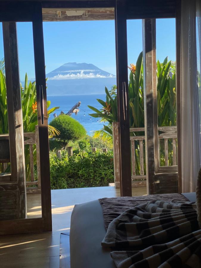 Отель Gara Gara Sea View Batununggul Экстерьер фото